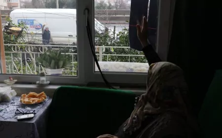 Fadime Teyze’ye Büyükşehir Eli: Yemeğim Geliyor, Yüzüm Gülüyor