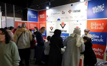 Sakarya Çocuk Edebiyatı Fuarı Hafta Sonu Yoğun İlgi Gördü