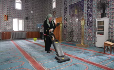 Tepebaşı Belediyesi’nden Ramazan Öncesi Camilerde Yoğun Temizlik