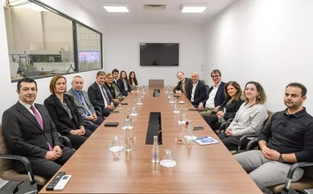 Cemil Tugay’a Floransa Heyetinden Ziyaret