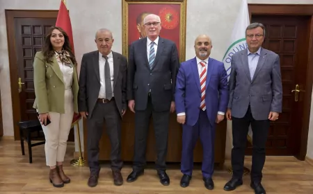 Muhtarlardan Halk Market’e Dayanışma Desteği