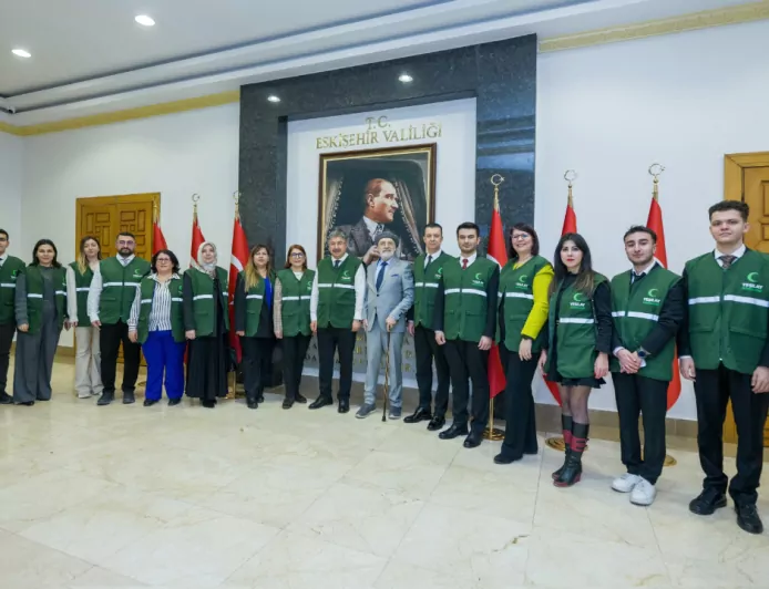 Yeşilay Eskişehir Şubesinden Vali Dr. Erdinç Yılmaz’a Ziyaret