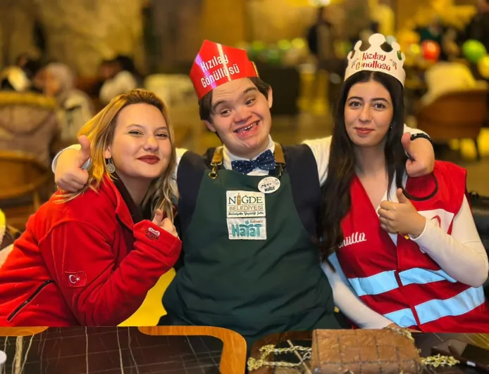 Genç Kızılay Gönüllüleri Türkiye’nin Dört Bir Yanında