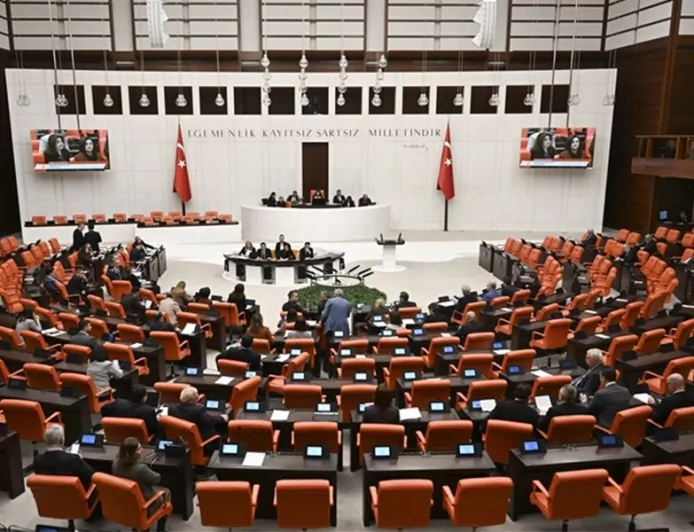 Trafik Güvenliğini Artıran Kanun Teklifi TBMM’de Kabul Edildi