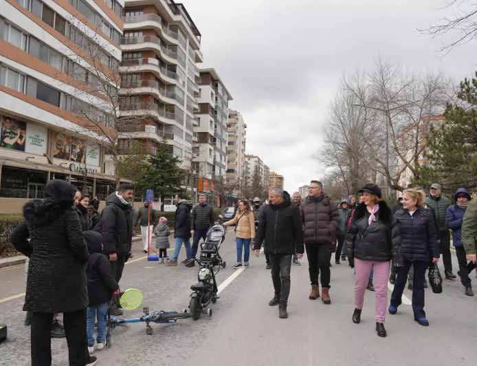 Arabasız Pazar’da Eskişehir Sokakları Yeniden Nefes Aldı
