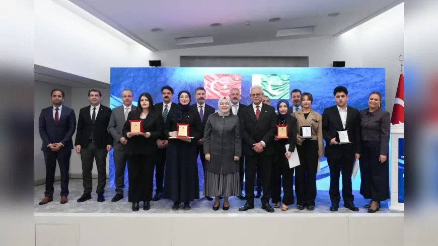 “Cinnah Genç Yazarlar Kompozisyon Yarışması”nda Genç Kalemler Ödüllerine Kavuştu