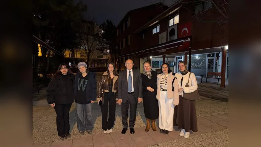 Utku Çakırözer: Deprem Dayanışmasını Büyütmeye Devam Etmeliyiz