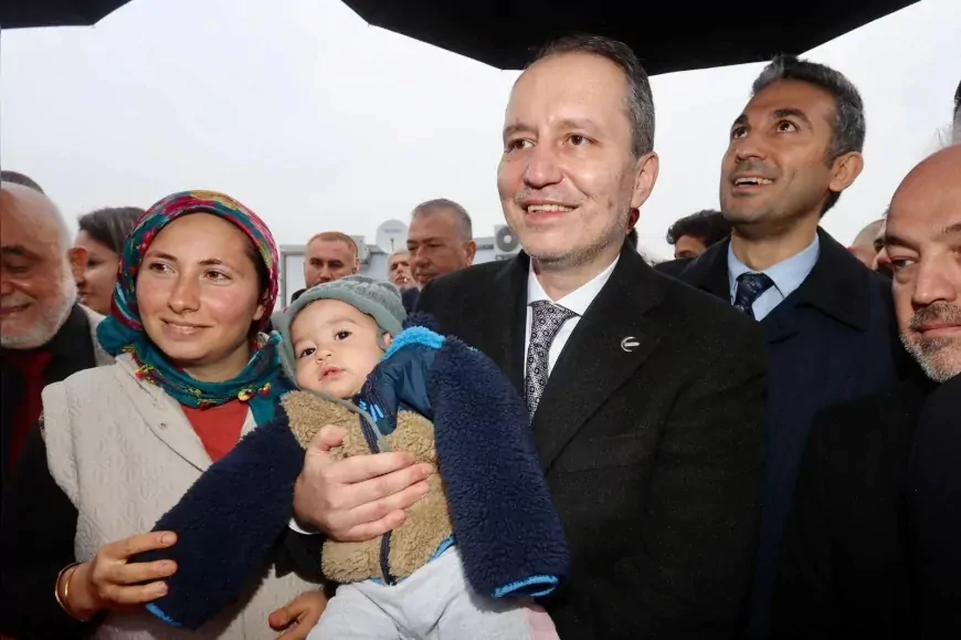 Yeniden Refah Partisi Genel Başkanı Fatih Erbakan Hatay’da: “Depremzedelerin Taleplerini Meclis Kürsüsünden Haykıracağız”