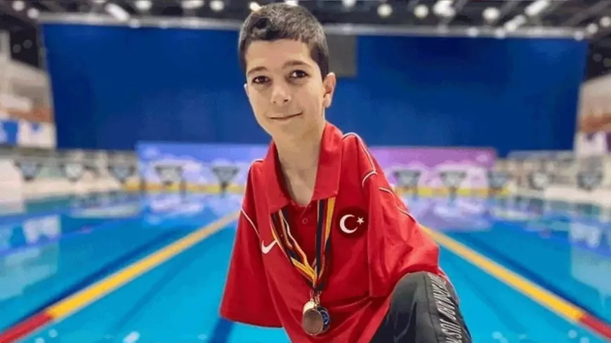 Şehir Koleji Öğrencisi Baran Doruk Şimşek’ten Paralimpik Yüzmede Türkiye Birinciliği
