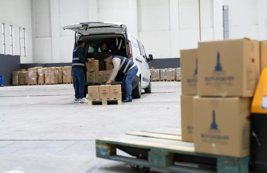 İzmir Büyükşehir Belediyesi’nden 65 Bin Haneye Ramazan Desteği