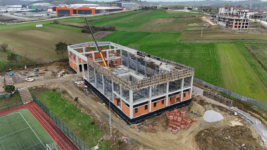 Sakarya’da Üç İlçede Kapalı Spor Salonları Yükseliyor