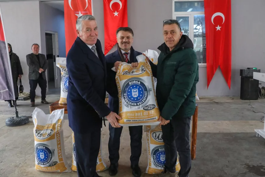 BÜYÜKŞEHİR’DEN ÜRETİCİYE FİDAN VE TOHUM DESTEĞİ