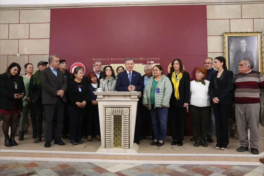 Muhalefet Grup Başkanvekilleri ve Milletvekilleri TBMM’de Ortak Basın Açıklamasıyla Maden Ruhsatlarına Tepki Gösterdi: “Milletin Toprakları Sahipsiz Değil”