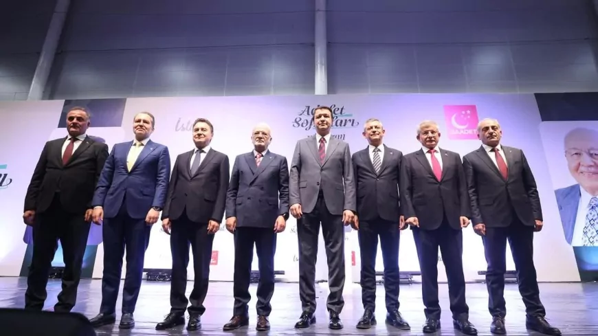 Saadet Partisi İftarında Siyasetin Zirvesi Aynı Sofrada