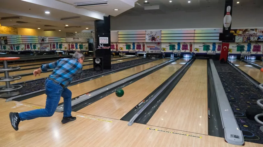 Bilgievleri Ve Saygınlar Bowling Pistinde Buluştu