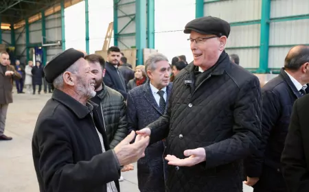 Başkan Kazım Kurt, 75. Yıl Mahallesi’nde 3 Bin Kişilik İftar Sofrasında Buluştu