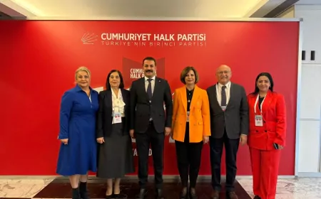 Başkan Ünlüce, CHP’nin “Milletle Birlikte, Milletin Emrinde” Buluşmasına Katıldı