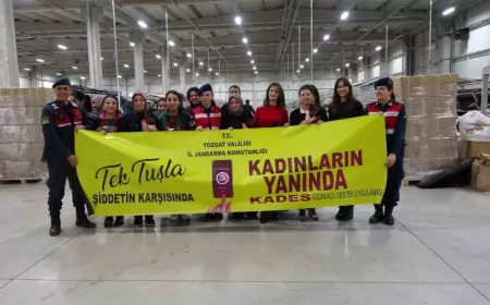 Jandarmadan Kadın İşçilere 8 Mart Sürprizi