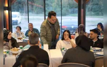 Dalaman Belediye Başkanı Sezer Durmuş Yetim ve Öksüz Çocuklarla İftar Sofrasında Bir Araya Geldi