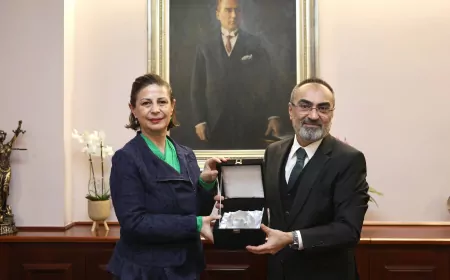 ELoGE Ödülü Başkan Ünlüce’ye Takdim Edildi