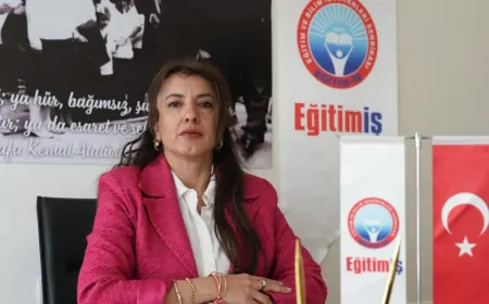 Eğitim İş Eskişehir Şubesinden İstiklal Marşı Tartışmasına Tepki