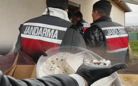 Silivri’de Uyuşturucu İmalathanesine Operasyon: 1 Milyon 400 Bin Hap Ele Geçirildi