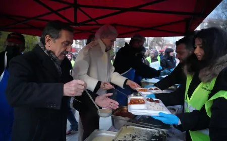 Bilecik’te Kadir Gecesi’nde Binlerce Kişi İftar Sofrasında Buluştu