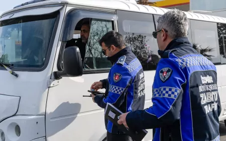 İzmir’de Bayram Öncesi Toplu Taşımaya Sıkı Denetim