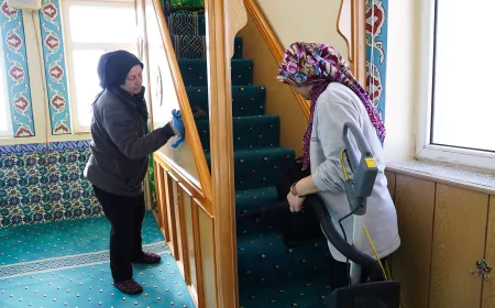 Tepebaşı’nda Camiler Bayram İçin Özenle Temizleniyor