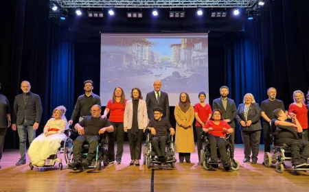 Kocaeli’de Engelsiz Sanat Büyüledi