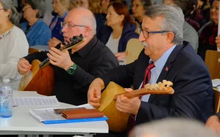 Kıdemli Vatandaşlar Türkülerde Buluştu