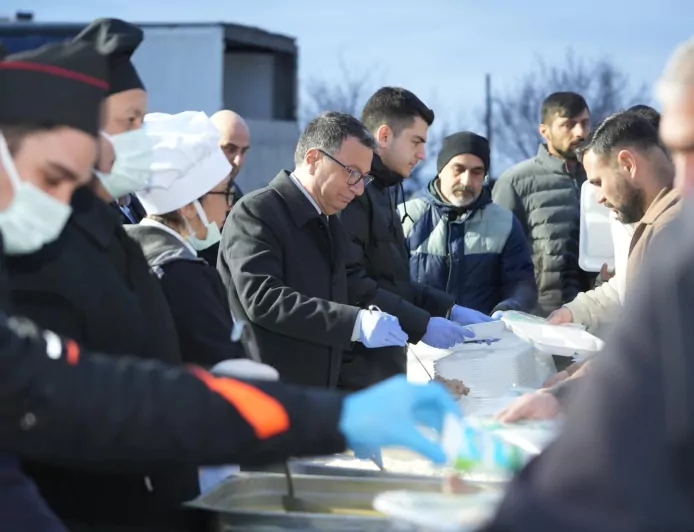 Büyükşehir İftar Davetlerine Devam Ediyor