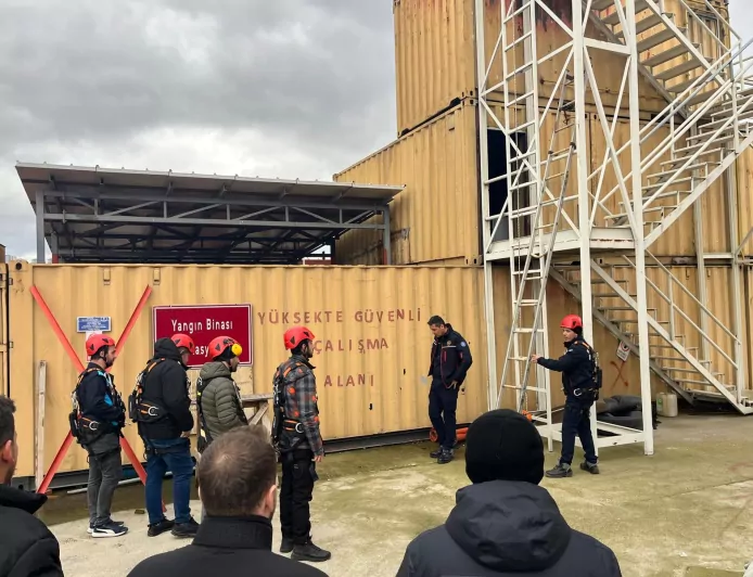 Büyükşehir Personeline Yüksekte Çalışma Eğitimi