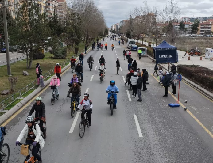 Eskişehir’de Arabasız Pazar Etkinliği Sokakları Yeniden Canlandıracak