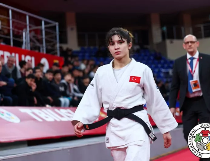 Kocaeli’nin Altın Kızı Tuğçe Beder Şampiyon Oldu