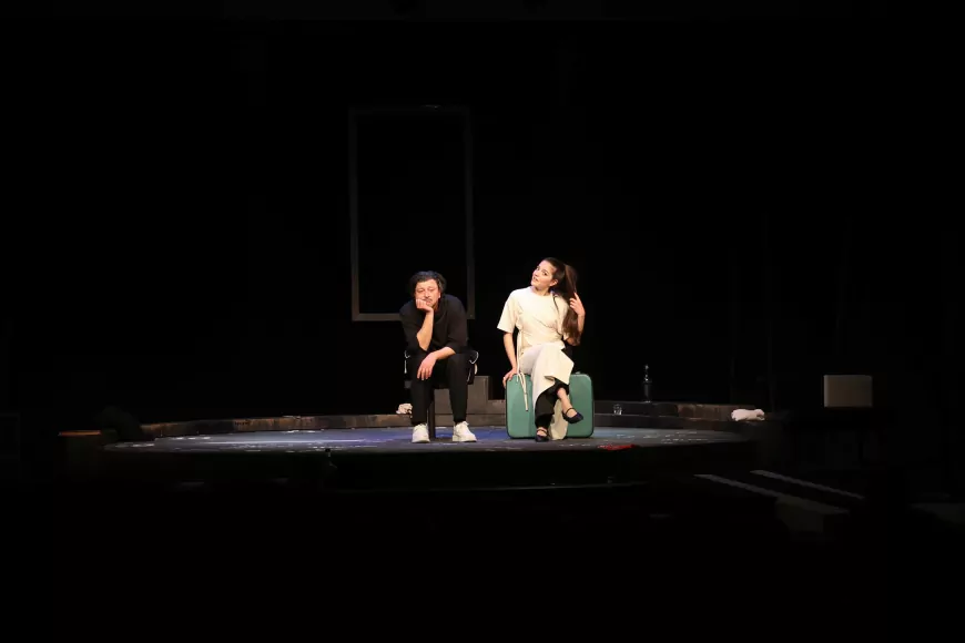 Şehir Tiyatrolarının Yeni Oyunu “Unutmak” Seyirciyle Buluştu