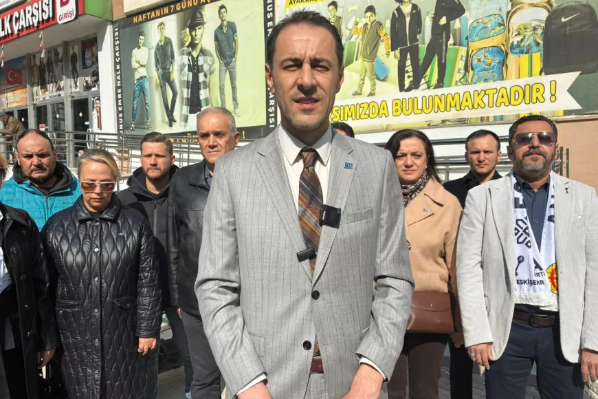 Anahtar Parti’den Kurtuluş Pazaryeri Çalışmaları Nedeniyle Trafiğe Kapatma Kararına Tepki