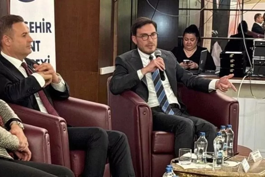 Mehmet Kemal Yazıcıoğlu Eskişehir’de İstişare ve Kent Konseyinin Önemini Vurguladı