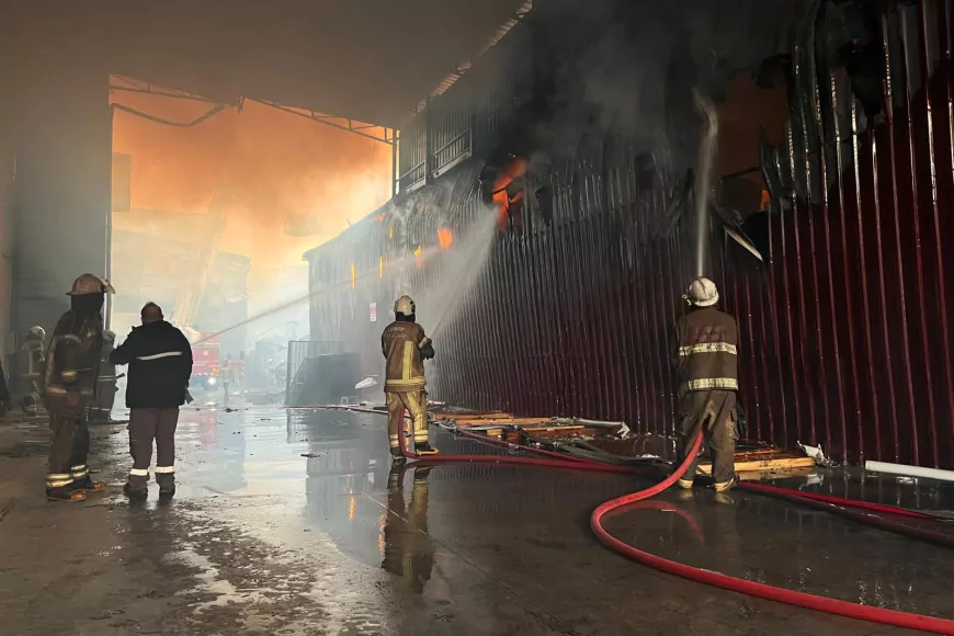 Buca’daki Yangına 100 Personelle Müdahale