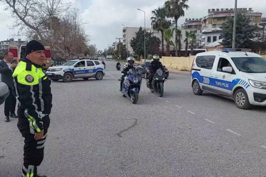 Trafik Polisine Motosikletli Veda
