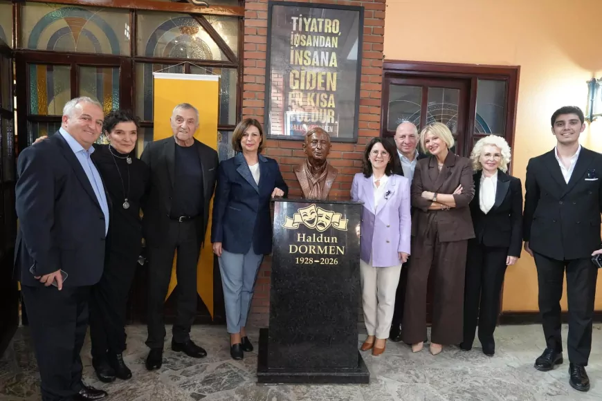 Eskişehir Şehir Tiyatroları 25 Yaşında Haldun Dormen’e Vefa Gecesi Düzenlendi