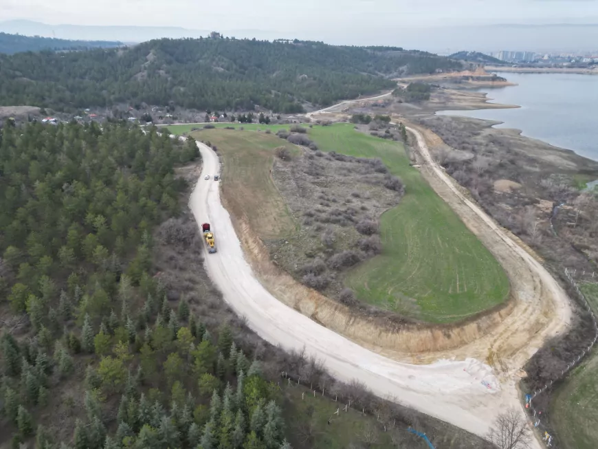 Çomar Barajı’nda 3,5 Kilometrelik Ring Yolun 2. Etabı Sürüyor