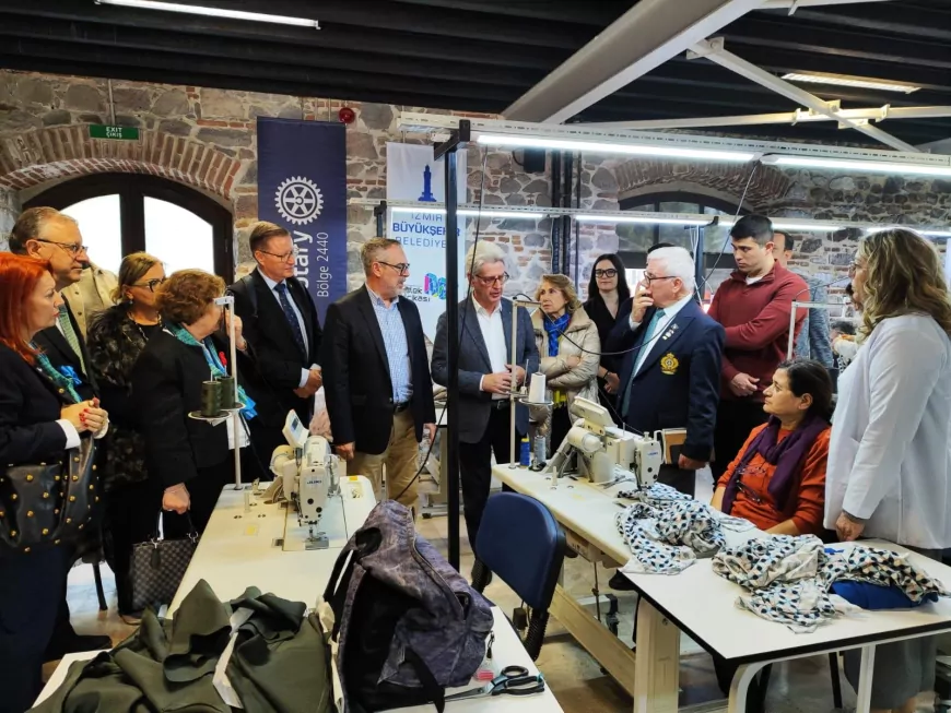 “Altın İğne” Projesi İzmirli Kadınları İstihdama Hazırlıyor