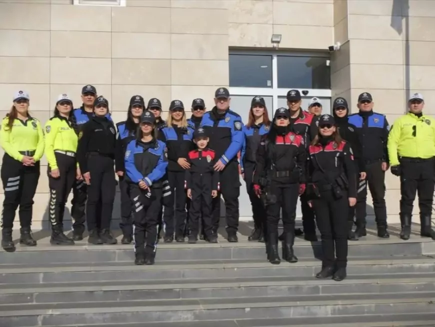 Mersin’de DMD Hastası Ünal Tuna Şen’in Polis Olma Hayali Gerçekleşti