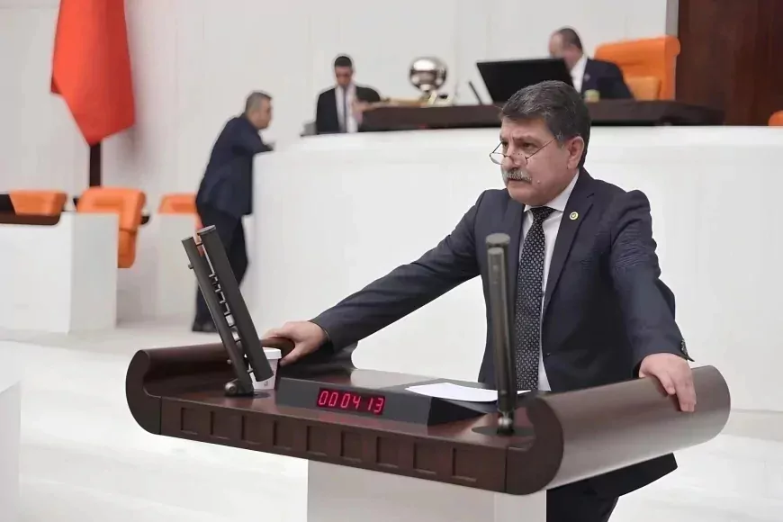 CHP Kocaeli Milletvekili Prof. Dr. Mühip Kanko: “Diş hekimliği için 22 milyon randevu talebi var, 10 bin diş hekimi atama sözü nerede”