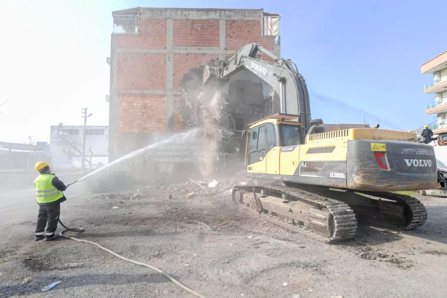 Karşıyaka’da Kesintisiz Ulaşım İçin Yoğun Tempo