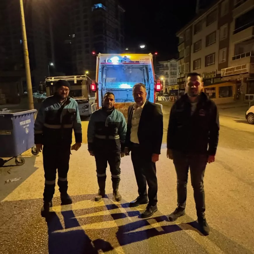 Pursaklar Belediyesi Temizlik İçin 24 Saat Sahada