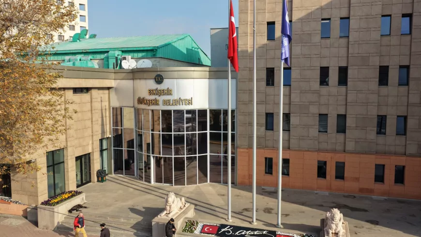 Kurtuluş Kapalı Pazar Yerinde Beton Dökümü Bir Günde Tamamlanacak