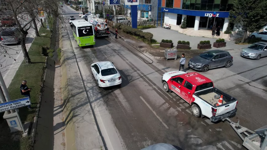 Büyükşehir’den Bayram Öncesi Kapsamlı Temizlik