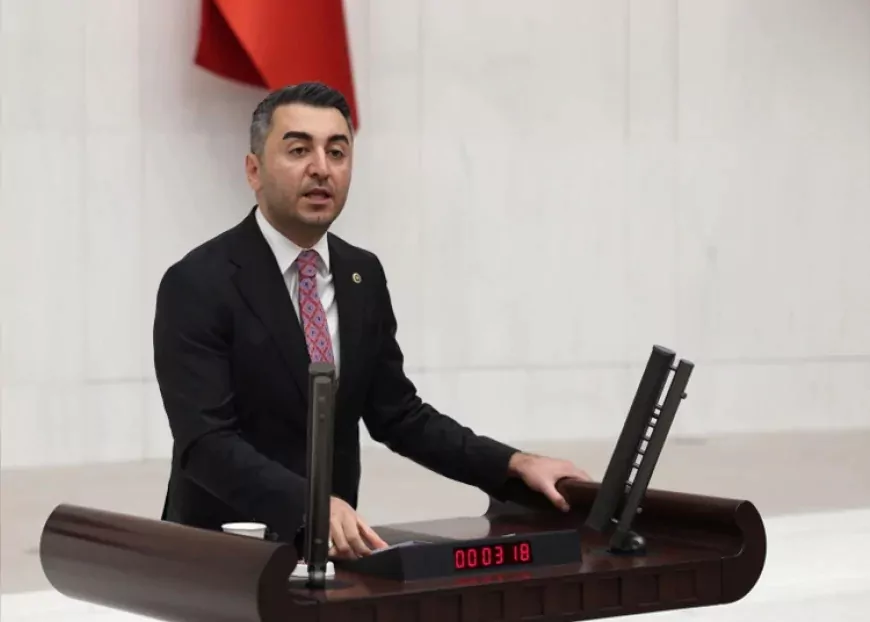 CHP Tekirdağ Milletvekili Cem Avşar: “İstanbul’da daha kaç bina çökecek, neden somut adım atılmıyor”